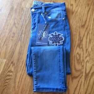 NWT Hydraulic “nolita” midrise curvy Capri